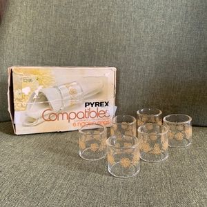 VTG Pyres 6pc Glass Gold Butterly Napkin Ring Hold